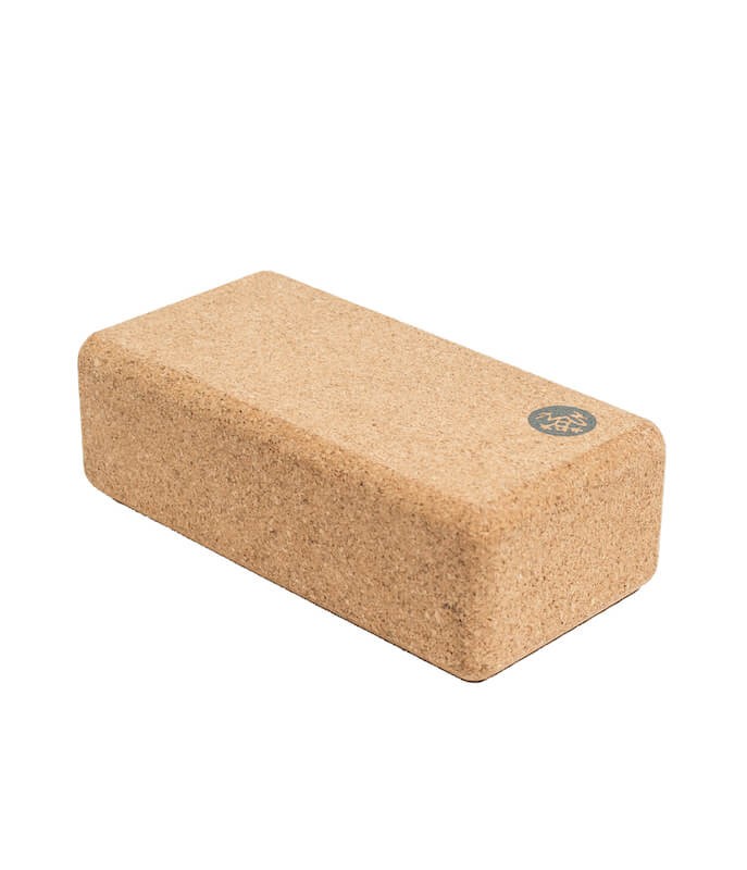 6370