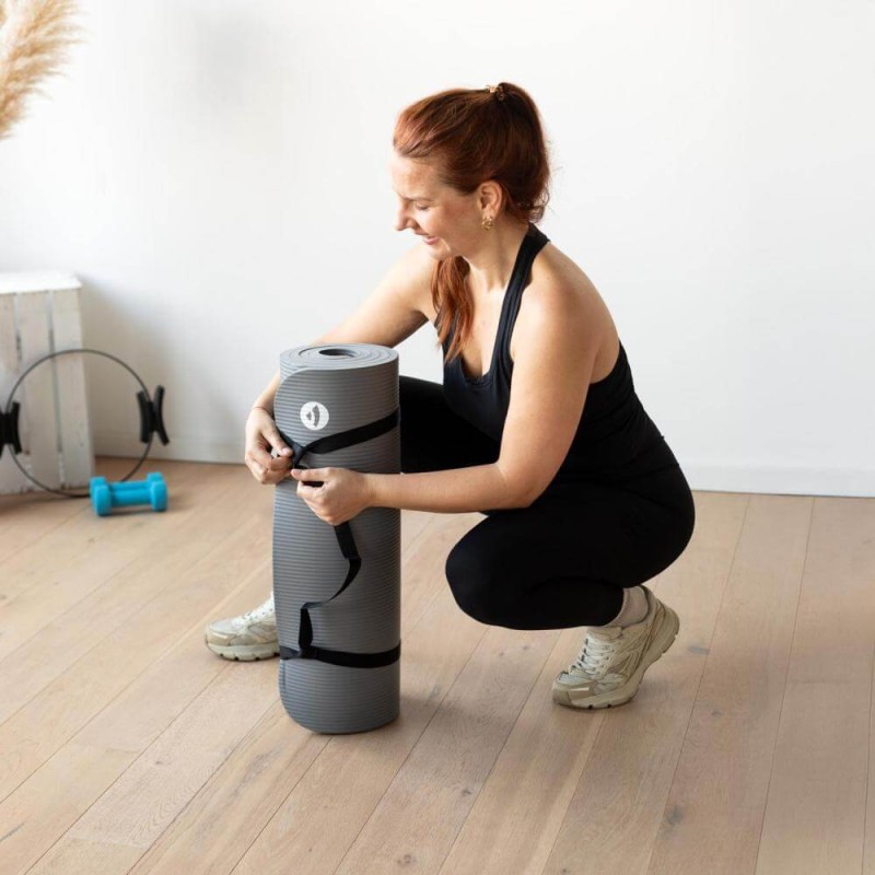 Mata do pilatesu Bodhi 1,5cm - czarny