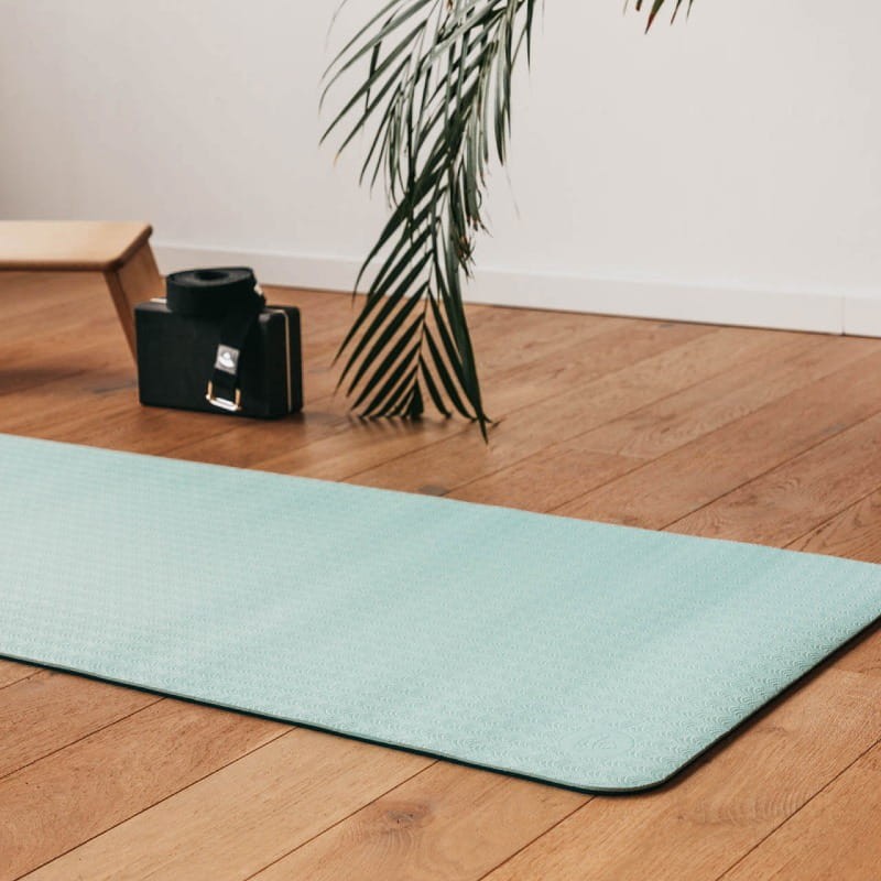 Mata do jogi Bodhi Lotus Pro 6mm - czarny