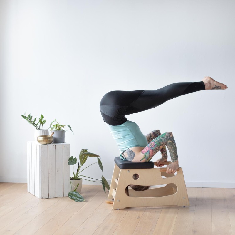 Krzesło do stania na barkach Bodhi Yoga - czarny