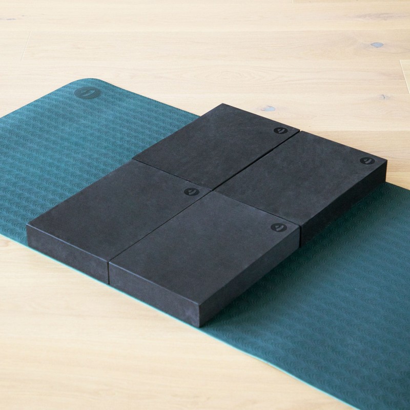 Klocek płaski do jogi Bodhi Yoga Block - czarny