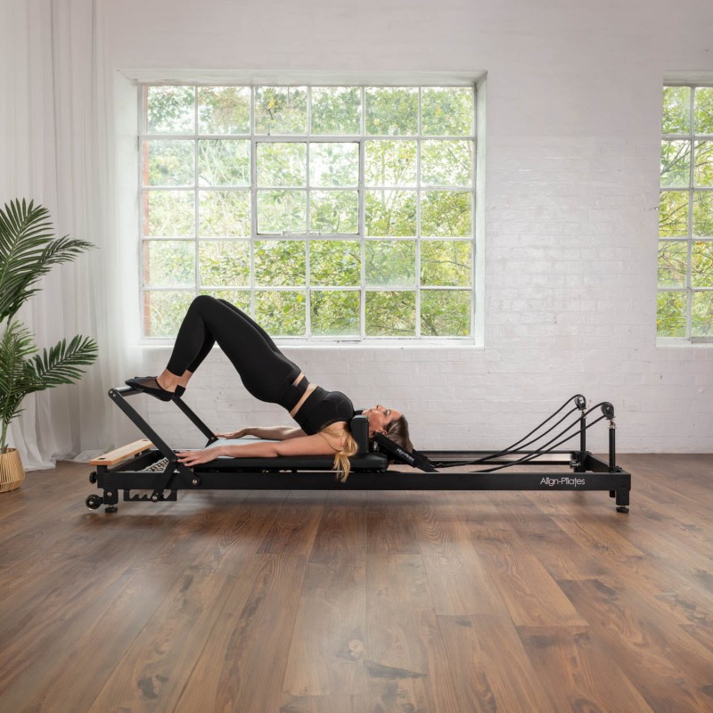 Reformer do pilatesu Align Pilates R8-Pro - czarny