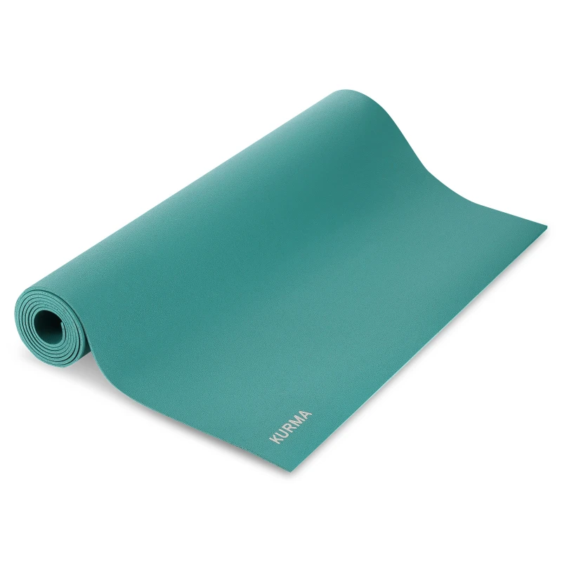 kurma_yoga_mat_geco-lite_lagoon_rolled_new-logo_top-surface.jpg
