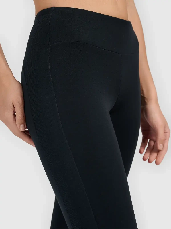Damskie legginsy z rozszerzanymi nogawkami 4F