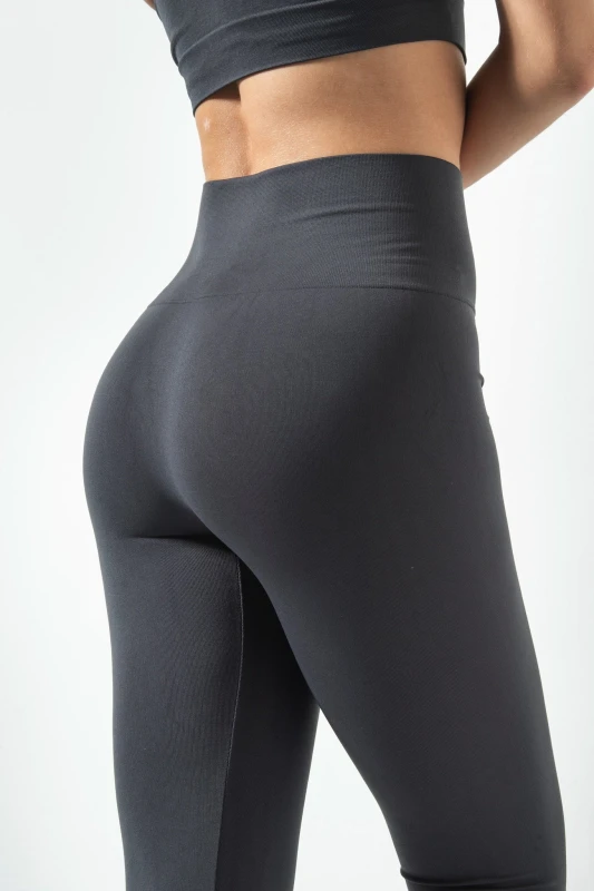 damskie-legginsy-modelujace-omm-yoga-by-risalti-antracytowe