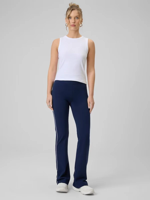 bawelniane-legginsy-flare-damskie-4f-granatowe