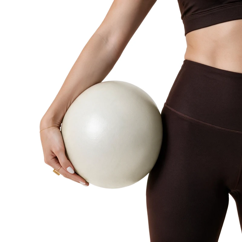 pilka-do-pilatesu-omm-yoga-sand